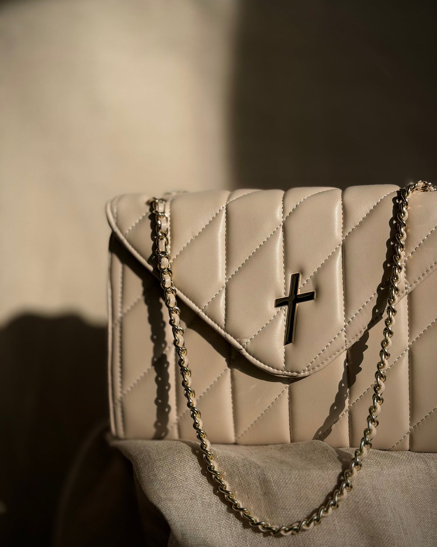 Couverture de Bible - Sable
